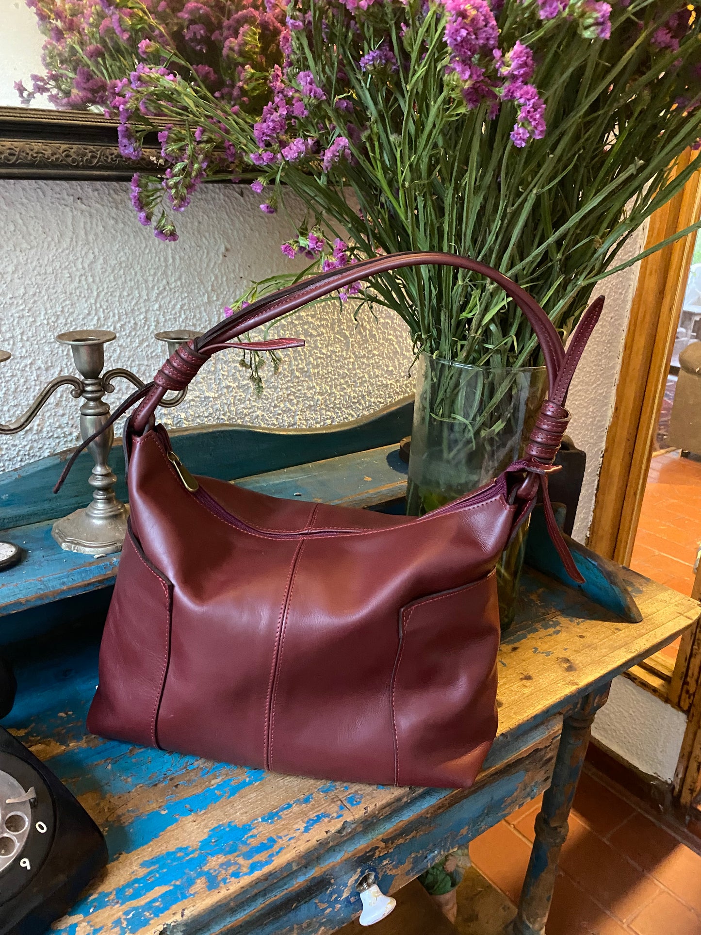 Cartera Olivia cuero Guinda