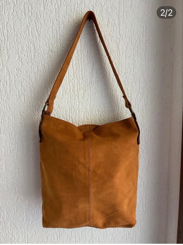 Cartera en Reno modelo Italia.