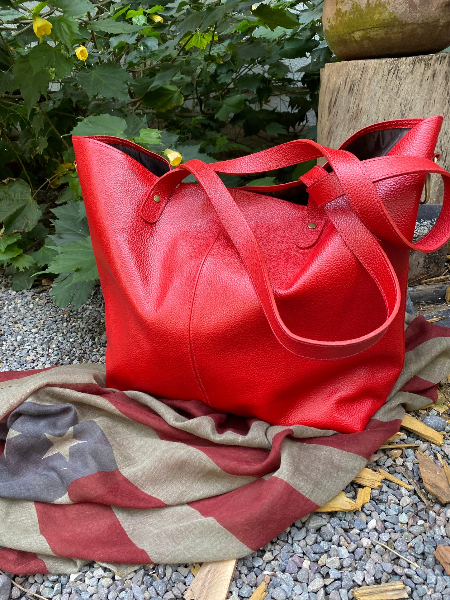 Cartera Paulina cuero Rojo.