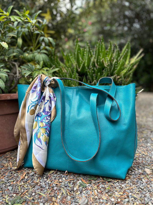 Cartera Paulina Cuero calipso.